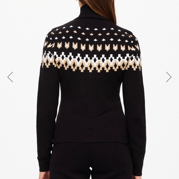 The Upside Fairbanks Blanche Half Zip - Picture 3 of 9